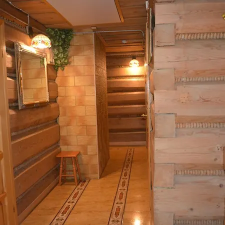 Gorolik U Kwietniow-centrum Bukowiny- Mozliwosc Wyzywienia * בוקוווינה טטז'אנסקה